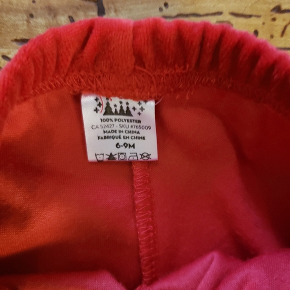 Santa 6-9mth Outfit - Picture 5 of 6